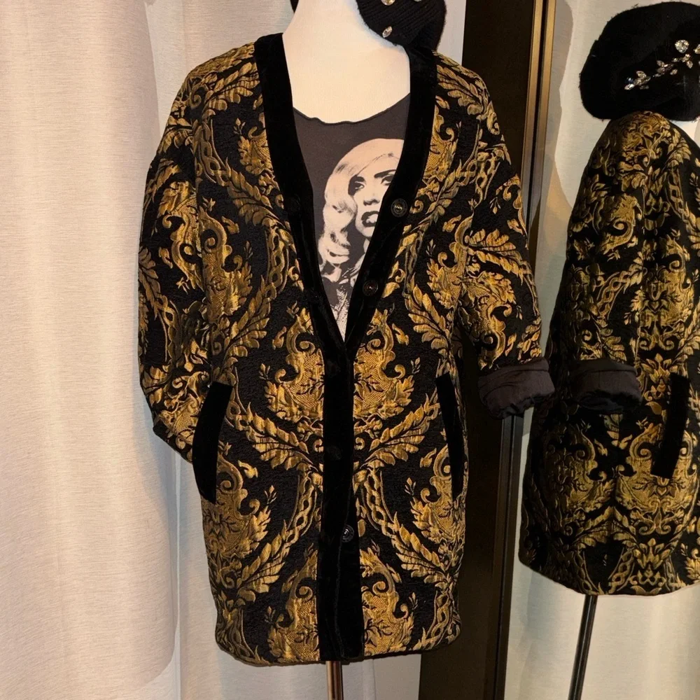 ✨ Baroque Brocade Velvet Trim Statement Jacket 🖤💛 - Picture 1 of 8
